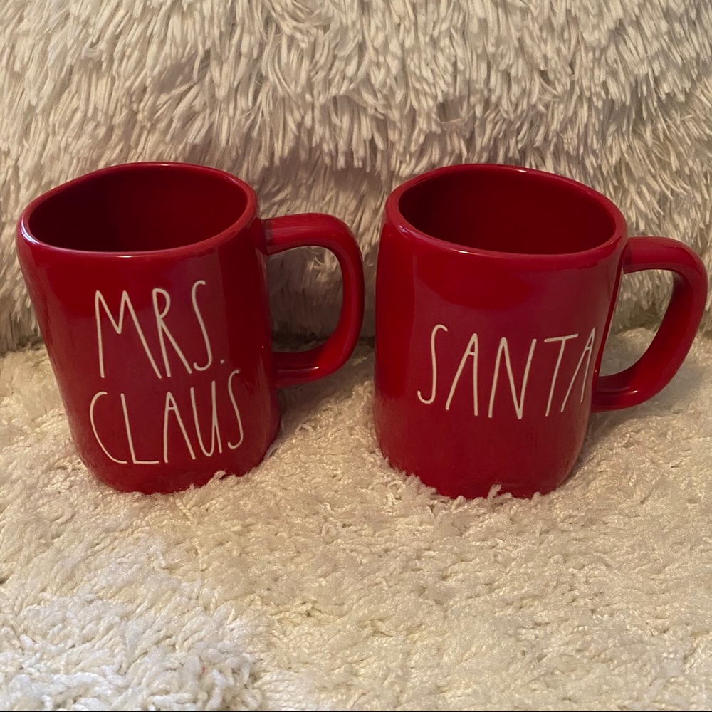 Rae Dunn mugs